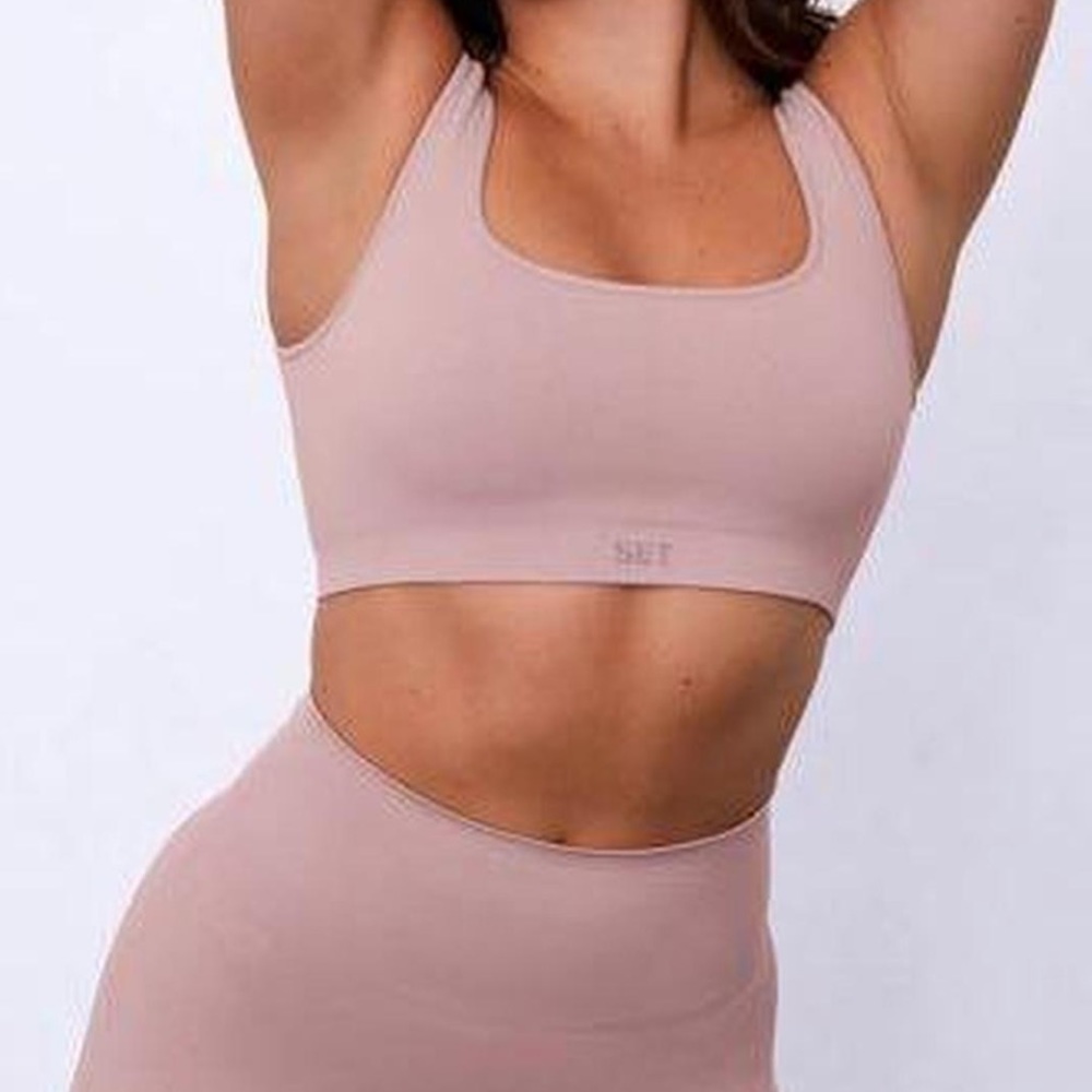 Set active sports bra and legging set